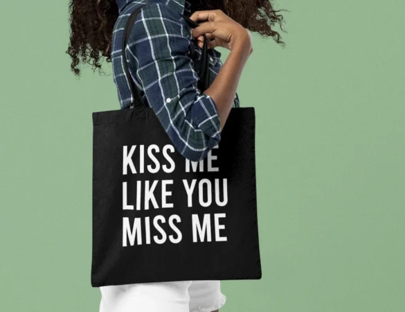 Kiss Me Like You Miss Me Helkurkott Must Tote Bag Stiilne ja Praktiline Riidest Kott Blacksunset (2)_1