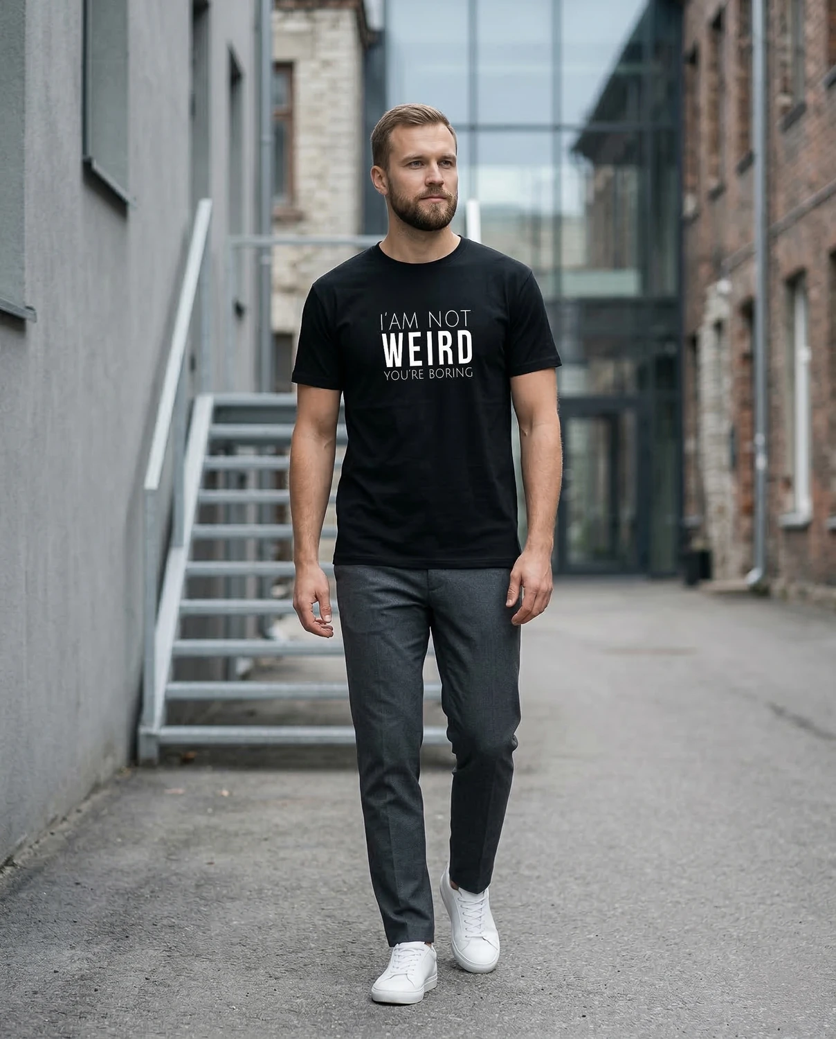 I’m Not Weird, You’re Boring unisex T-särk - Image 5