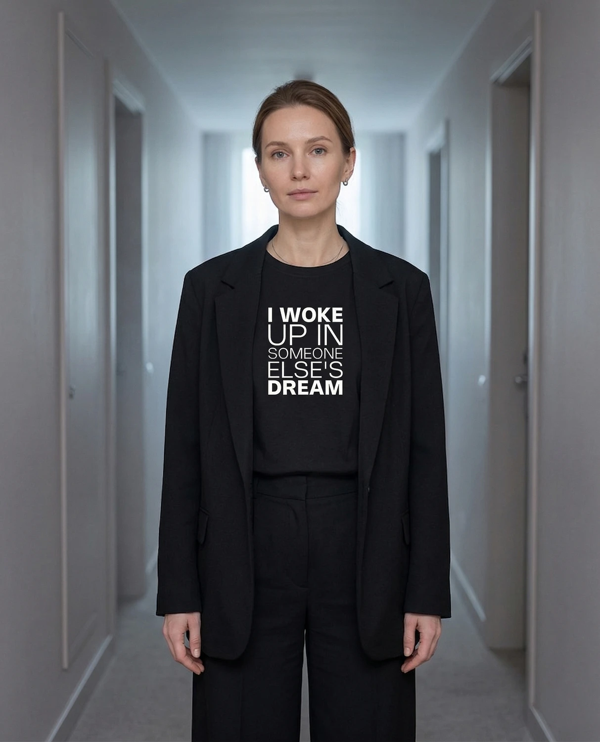 I Woke Up In Someone Else's Dream – unisex T-särk t-särk must modelivaade