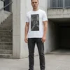 Kolmas käsi ei valeta T-shirt