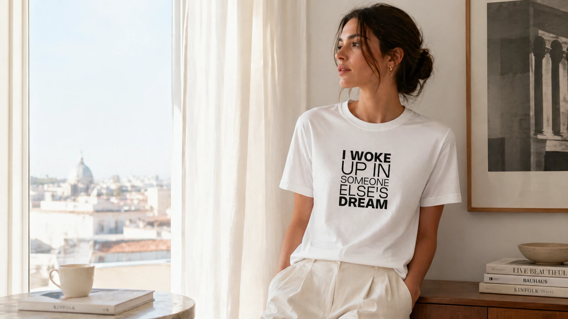 I Woke Up In Someone Else’s Dream T-särk bold plokktüpograafiaga